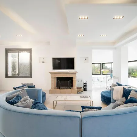 Ref 2134 - - Magnificent For Rent Cannes