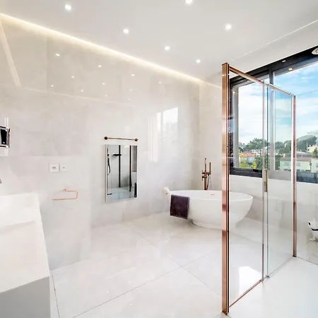 Ref 2134 - - Magnificent For Rent Willa