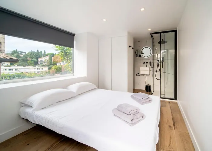 Ref 2134 - - Magnificent For Rent Villa