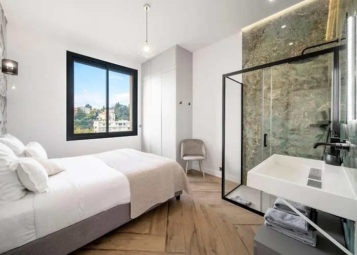 Ref 2134 - - Magnificent For Rent Villa *
