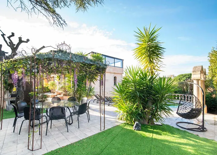Ref 2134 - - Magnificent For Rent Villa *