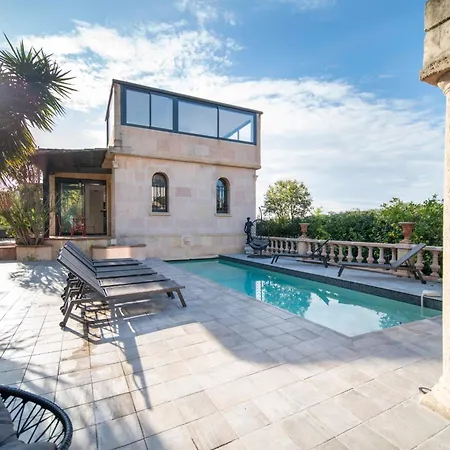 Ref 2134 - - Magnificent For Rent *